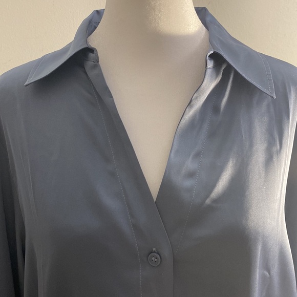 H&M | Silky V-Neck Blouse - Picture 3 of 14